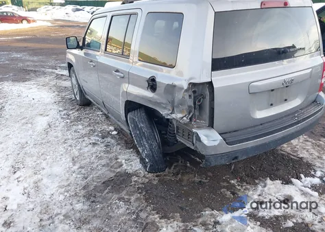 2016 Jeep Patriot Sport из США, поврежденный, VIN 1C4NJPBB0GD677174